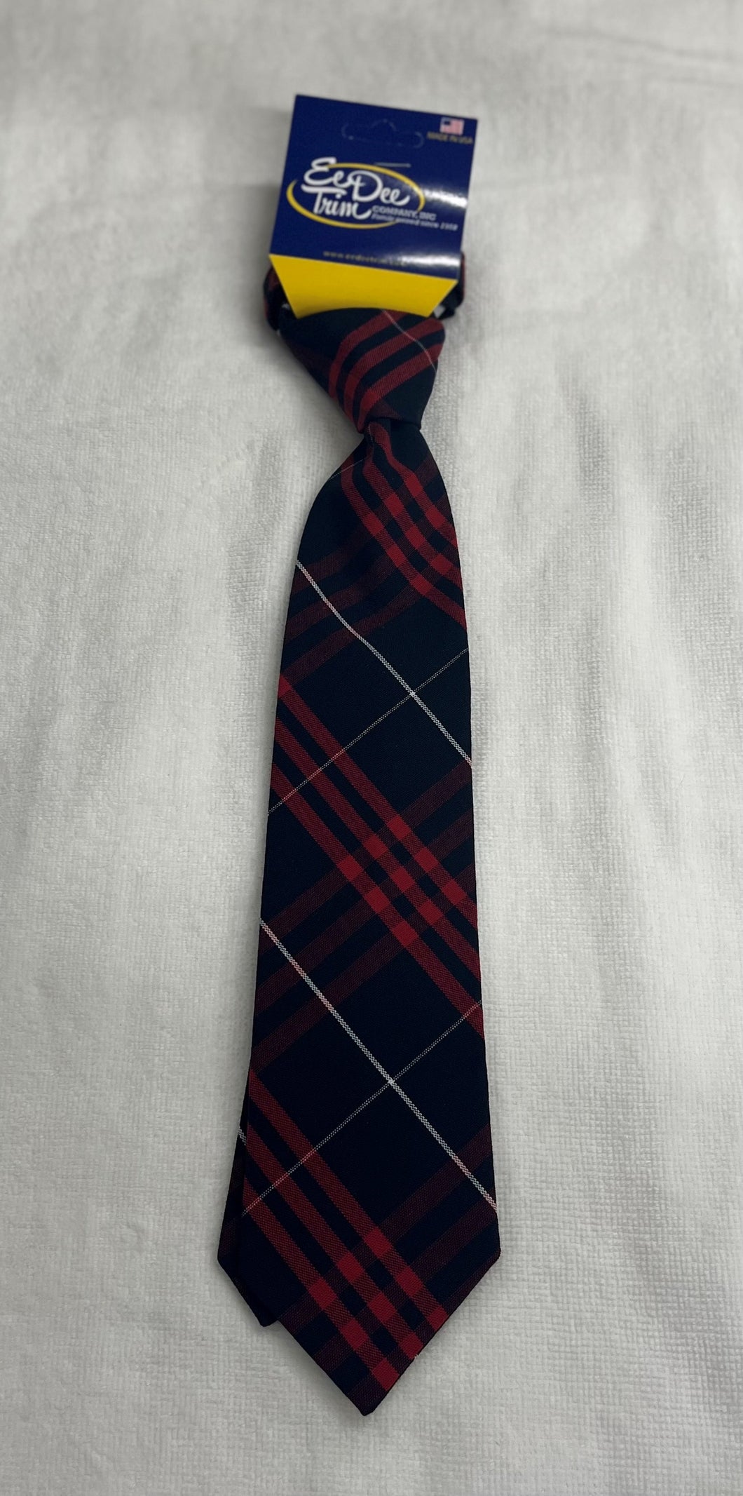 QOA000b - Queen of Angels Boy's Tie. QOA Plaid. (Copy)